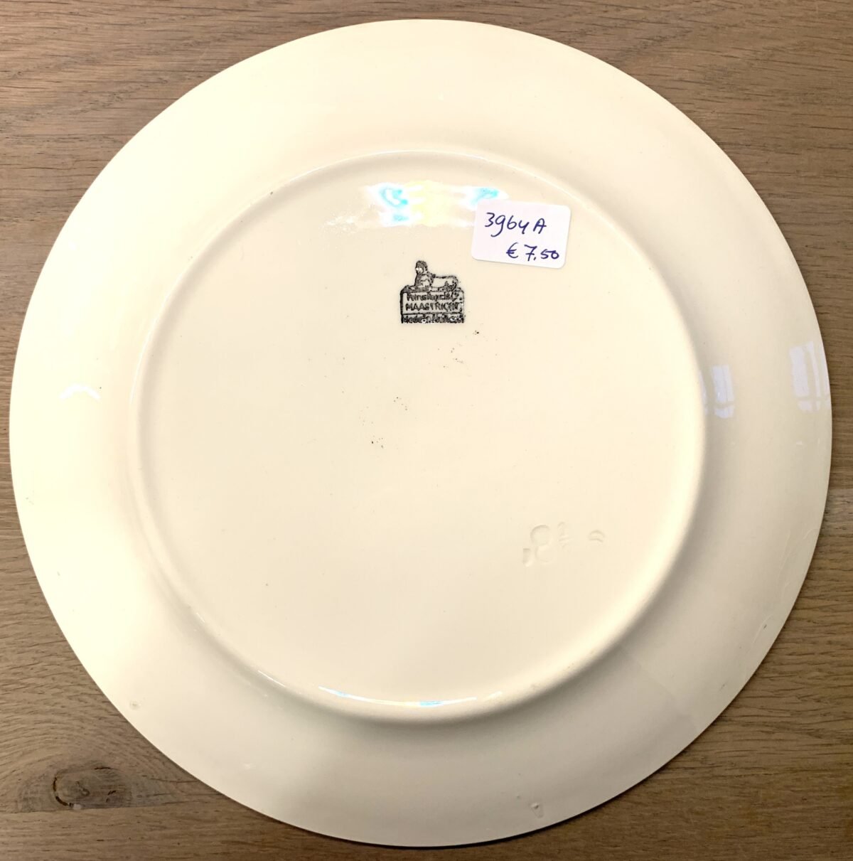 <p>Dinerbord / Dining plate - Art Deco - uit het servies STRAND, door Edmond Bellefroid in 1933 ontworpen voor Petrus Regout</p> - Petrus Regout