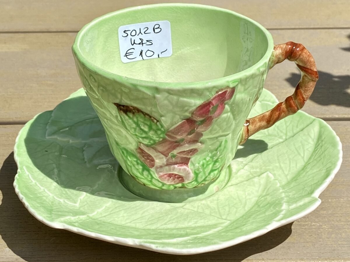 <p>Kop en schotel - CarltonWare - décor FOXGLOVE (ook wel 'Saladware' genoemd) - Australian Design</p> - Overig Engeland