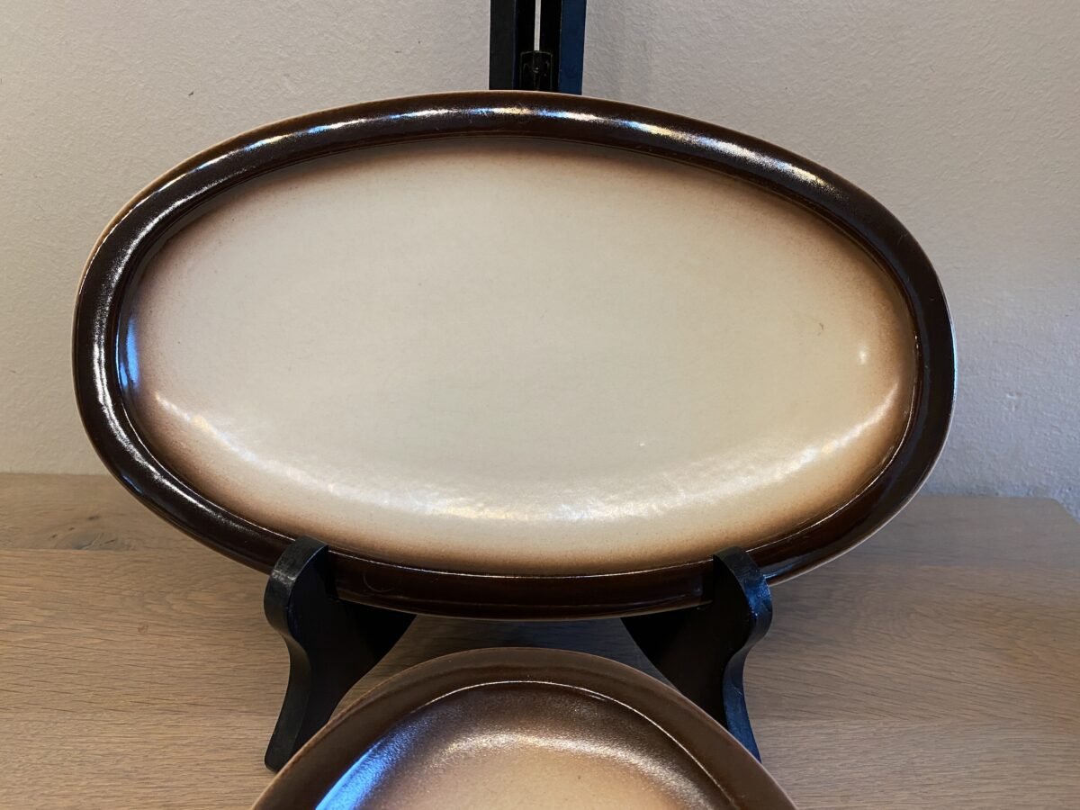 <p>Zuurschaaltje / Ravier - Boch Keramis - décor in bruin/crème uitvoering</p> - Boch