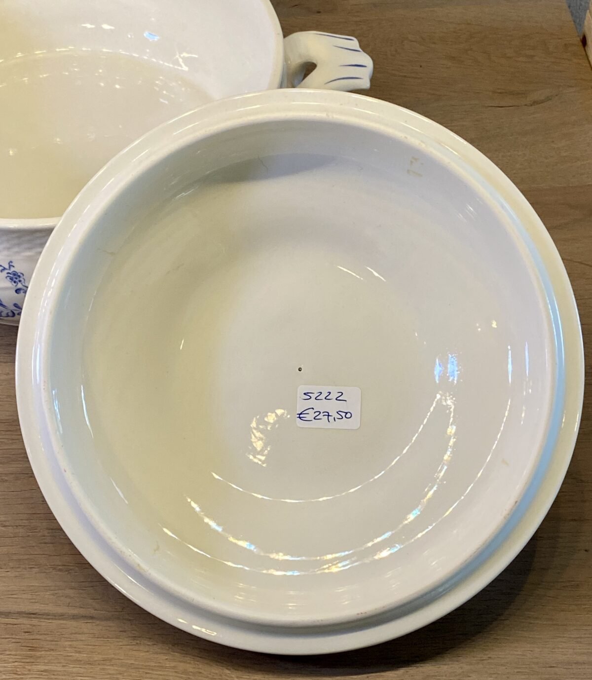 <p>Dekschaal / Terrine - MLR - Boch - décor MARIEMONT met dekselknop in roos-vormgeving</p> - Boch