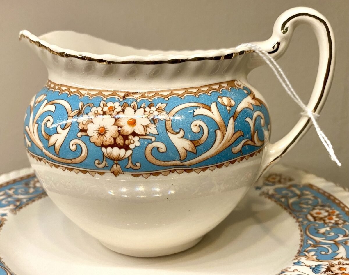 <p>Melkkannetje / creamer / Milchkännchen - décor HAMPTON</p> - Johnson Bros