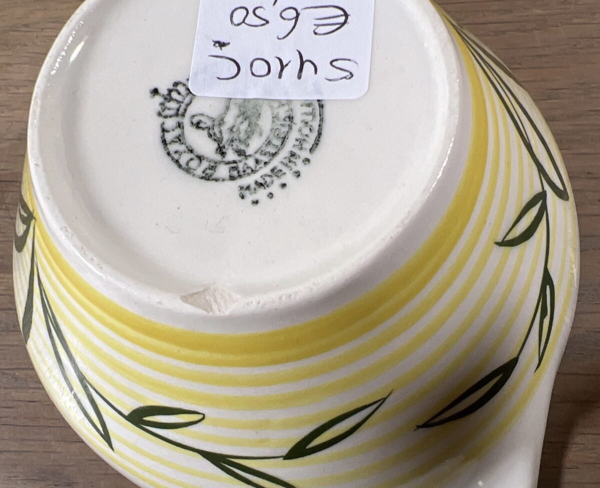 <p>Dessertschaal / Vlakommetje - Royal Sphinx - décor in gele ringen met groen gestileerde blaadjes</p> - Royal Sphinx