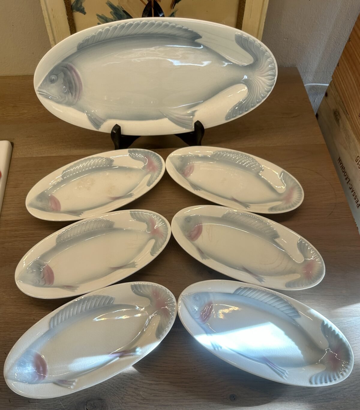 <p>Visserviesje bestaande uit een grotere ovale schaal en 6 kleinere schaaltjes - Max Roesler, Rodach</p> - Overig Duitsland