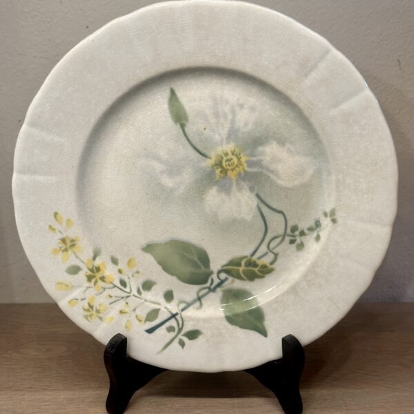 Schaal op voet / Tazza - Keller & Guérin - décor CLEMATITE(S) met groen/geel/witte bloemen