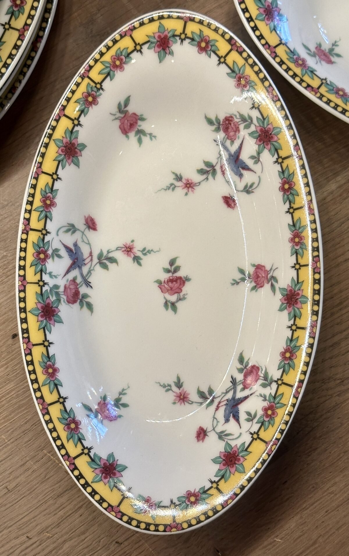 <p>Zuurschaaltje / Ravier - Limoges B & Cie (Balleroy) - décor in geel - gemaakt voor/verkocht door A. Tytgad Vanderstraeten</p> - Overig Frankrijk