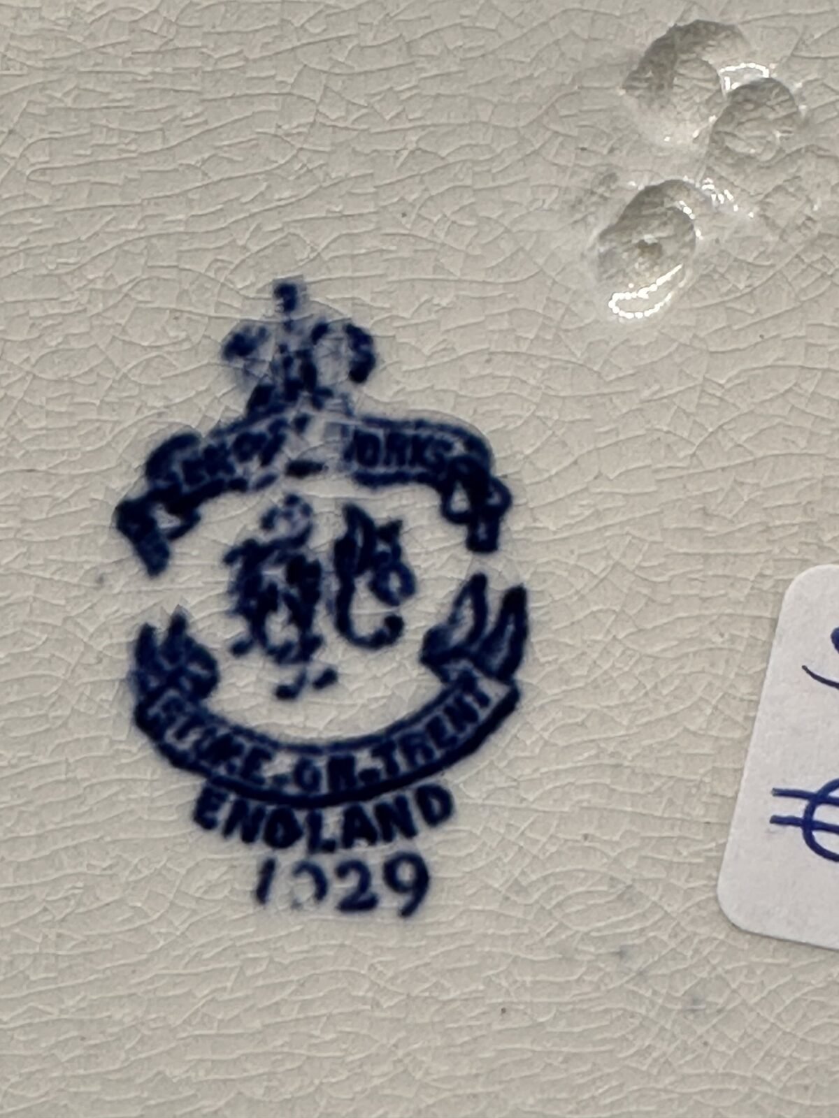 <p>Dinerbord / Eetbord - Stoke on Trent, England - décor uitgevoerd in blauw met een 2x een zeilboot</p> - Overig Engeland