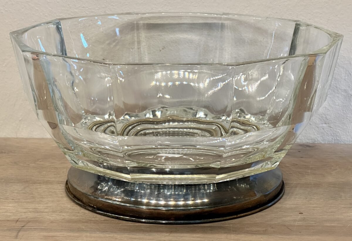 <p>Slaschaal / Slakom - dik glas met verzilverde standring - Italy</p> - Brocante