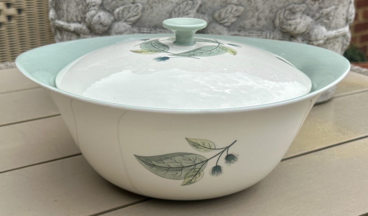 <p>Soepterrine - Wedgwood - décor WOODBURY (gemaakt tussen 1957 en 1965)</p> - Overig Engeland