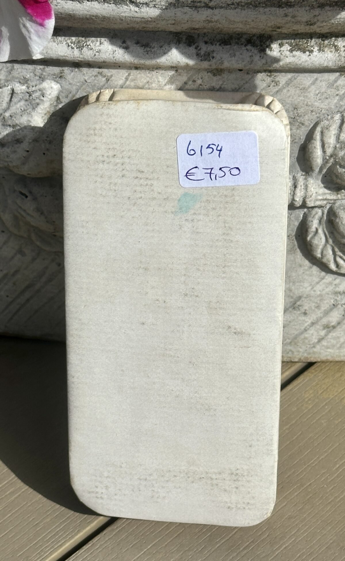 <p>Doopsuikerdoosje - rechthoekig model met afbeelding in zwart/wit van moeder en kind</p> - Brocante