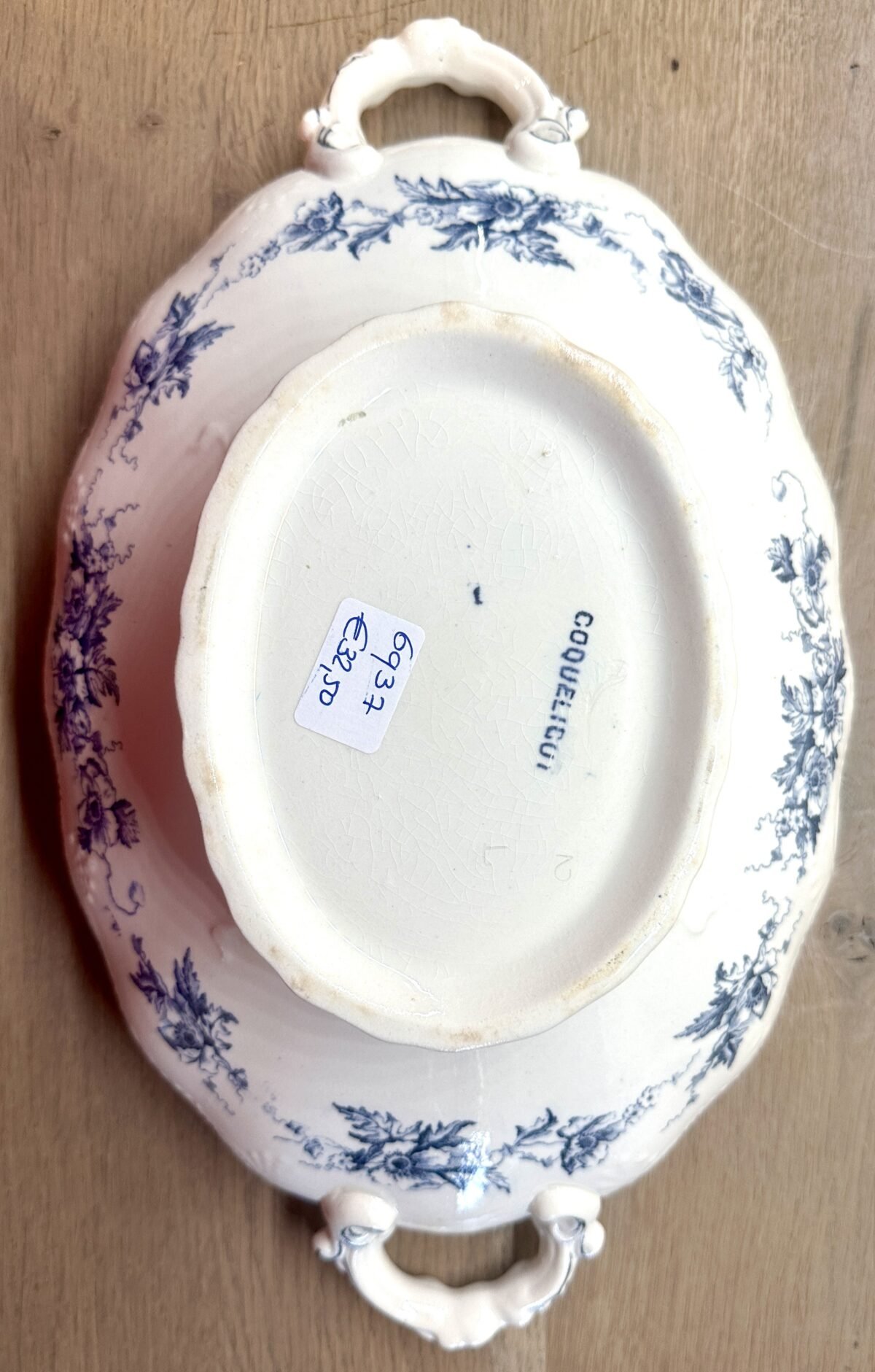 <p>Terrine / Dekschaal - ovaal model - Petrus Regout - model MAASTRICHT - décor COQUELICOT in blauw</p> - Petrus Regout