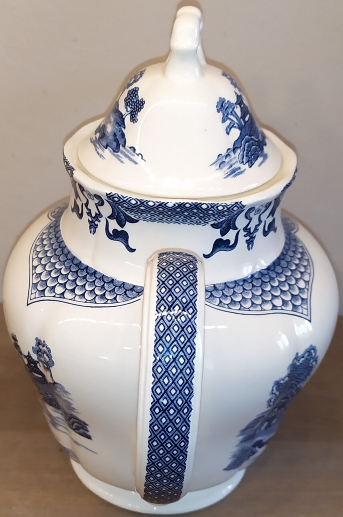 <p>Theepot - Royal Tudor - MANDARIN - Made in England by Grindley of Stoke</p> - Overig Engeland