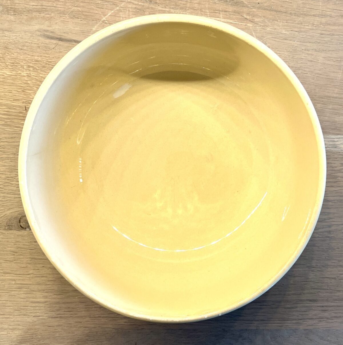 <p>Nestschaal - ongemerkt maar Boch Decalcomanie - décor van boerinnen aan één zijde</p> - Onbekend