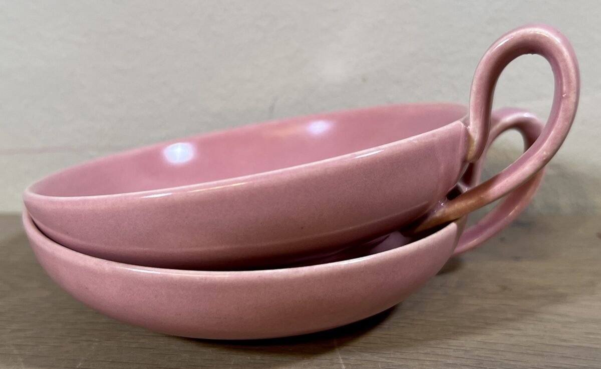 <p>Schaaltje / Coupes - met handgreep - voor ijs / dessert oid. - 1950s - Villieroy & Boch - in roze pastel</p> - Villeroy & Boch