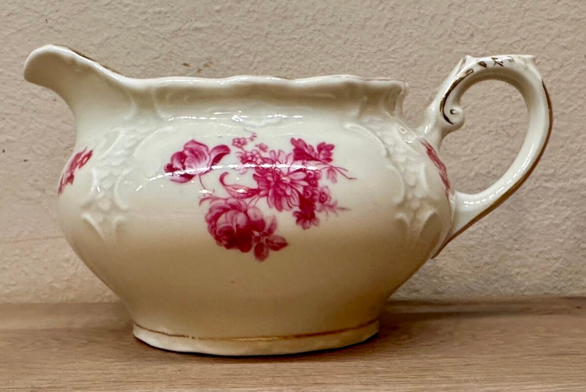 Melkkan - Mosa (3-bogen = ca. 1940-1950) - model BAROK met roze chrysanten